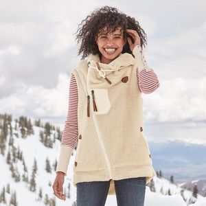 Wanakome Sherpa Ivory Hoodie Vest